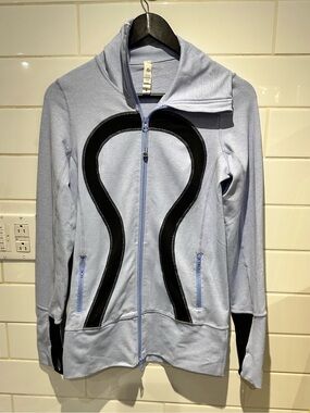 Lululemon Define Jacket – Light Blue/Black – Size 6